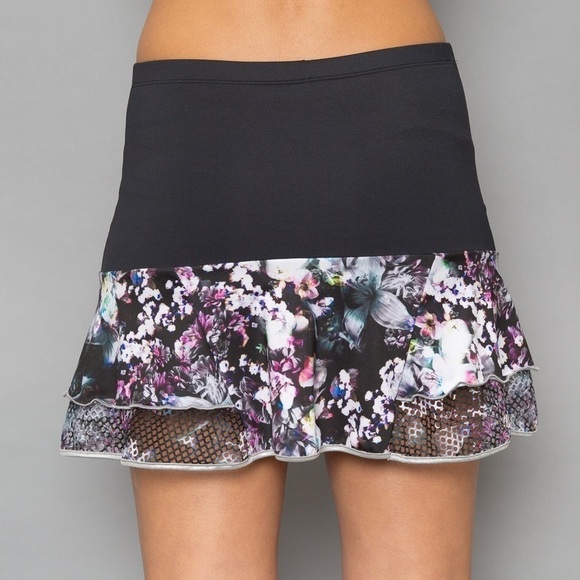 Denise Cronwall Activewear Set NWT Vivid Dark Cap-Sleeve Top and Steffi Skort - Picture 5 of 10